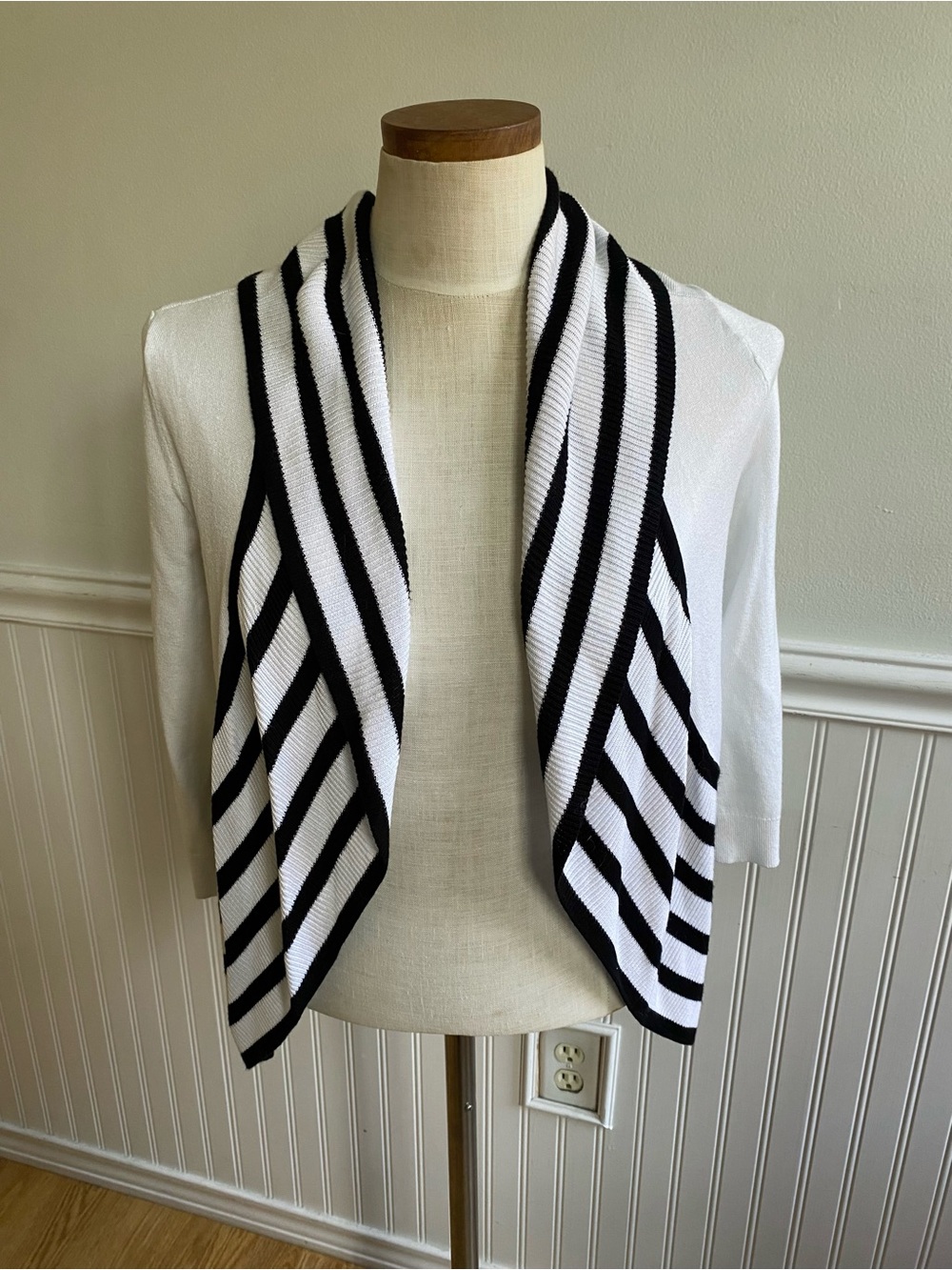 White House Black Market Black and White Draped Open-Front Cardigan